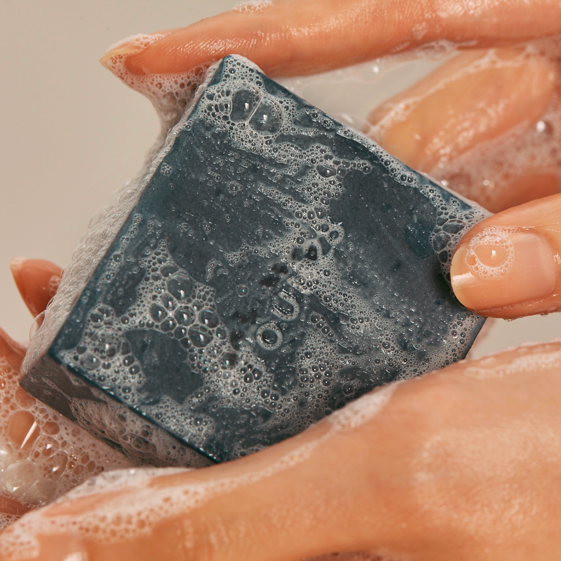 S21 Shampoo Bar (Chacoal & Soybean)